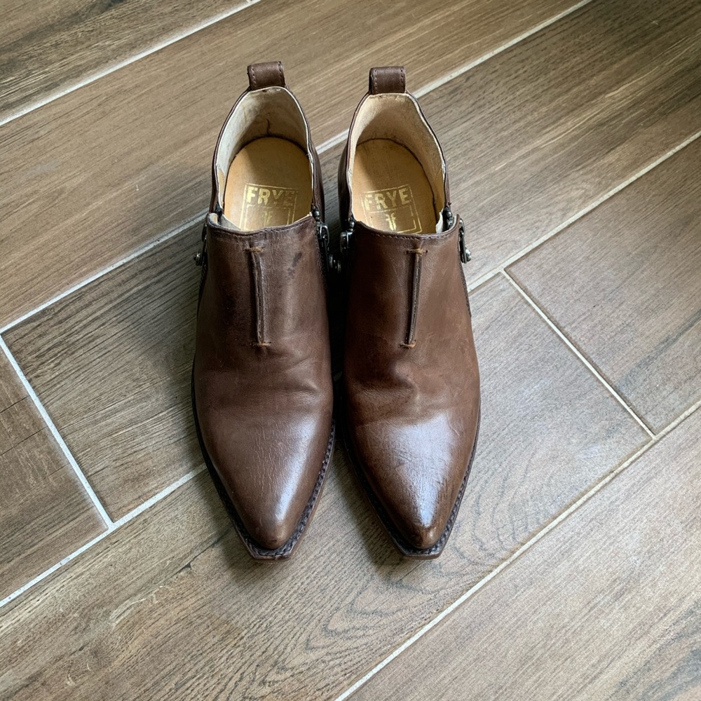 Frye leather ankle boots brown leather boots 6 1/2